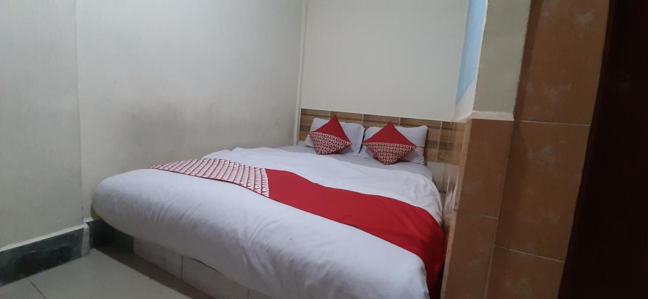 Oyo 90161 Hotel Lendosis Pipa Reja Angkatan 66 Palembang Exterior foto