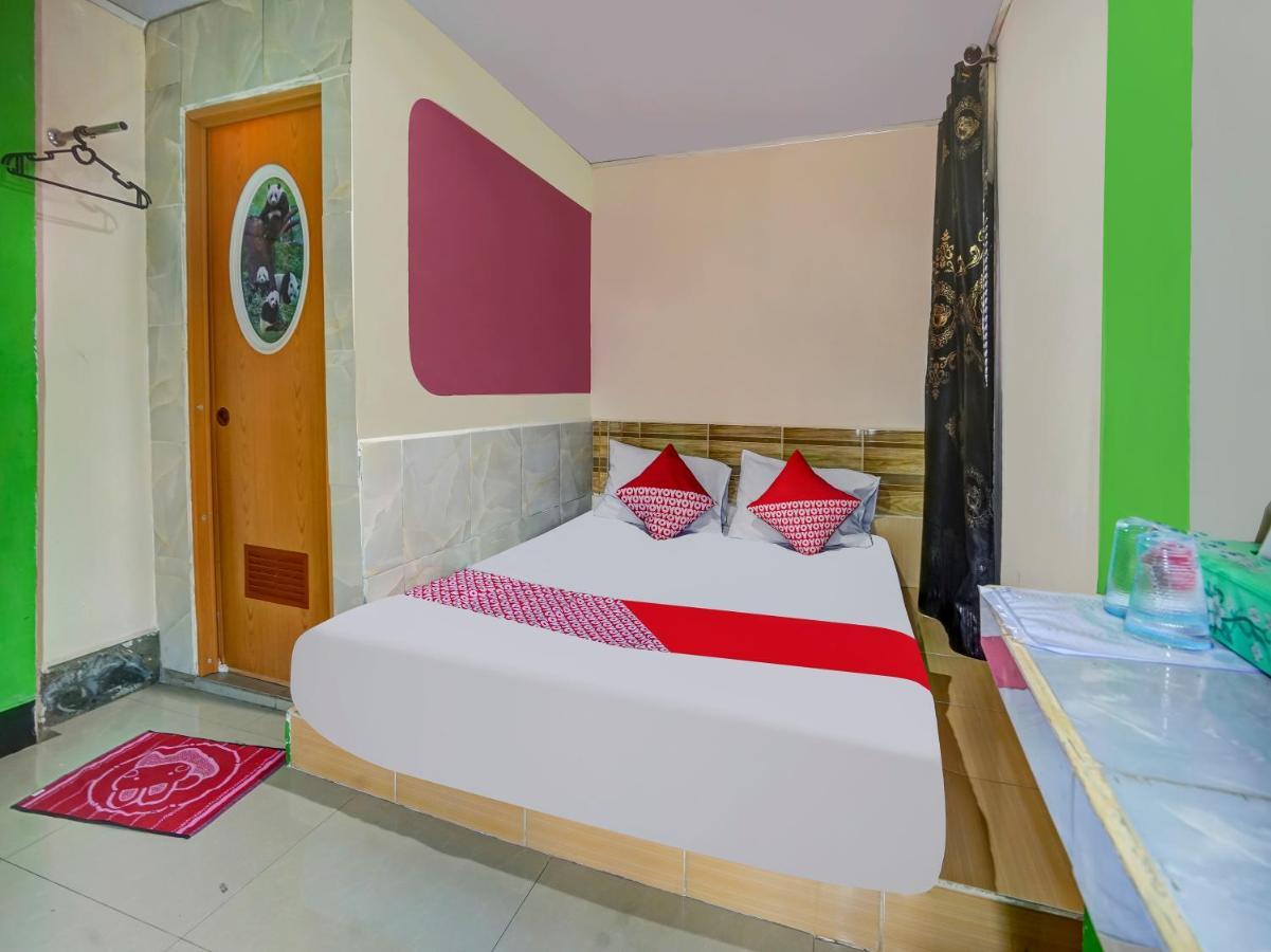 Oyo 90161 Hotel Lendosis Pipa Reja Angkatan 66 Palembang Exterior foto