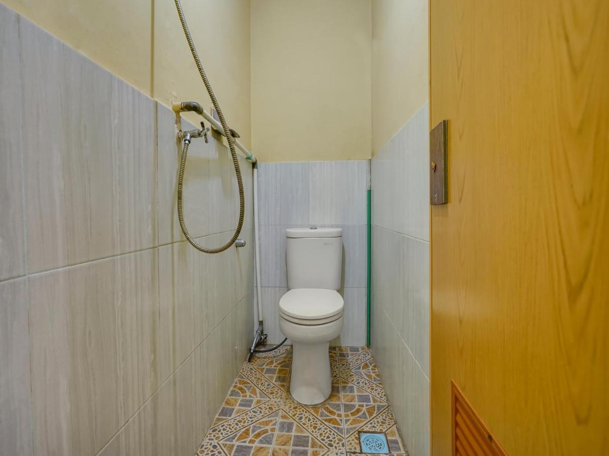 Oyo 90161 Hotel Lendosis Pipa Reja Angkatan 66 Palembang Exterior foto
